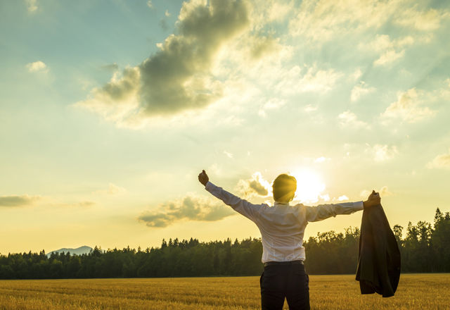 メルカリ副業から始まり月商7000万を達成した理由